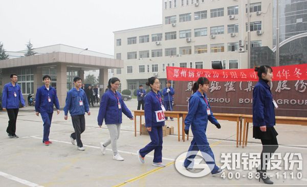 塑尊龙集团仪容仪表 建集团新形象