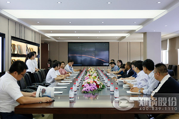 Google高层向导一行到访尊龙集团股份