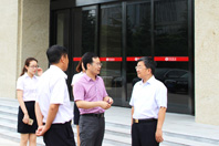 河南省商务厅副厅长张雷明莅临尊龙集团调研 -1